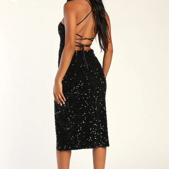 NEW YEARS EVE DRESS - Black sequin dress with corset style back. - Picture 1 of 10